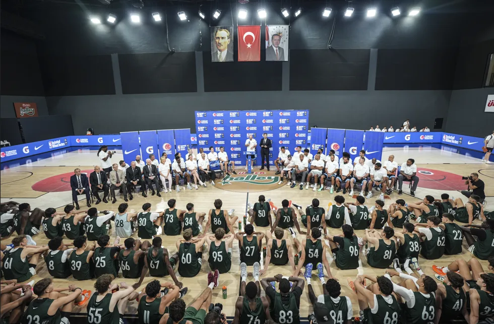 BWB Next Up basketbol kampı İstanbul'da başladı