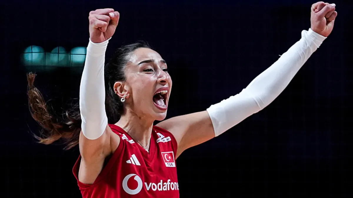 Milli voleybolcu Hande Baladın: "Her zaman daha fazlasını istiyoruz"