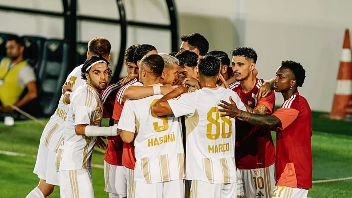 Kayserispor deplasmanda 2 golle güldü