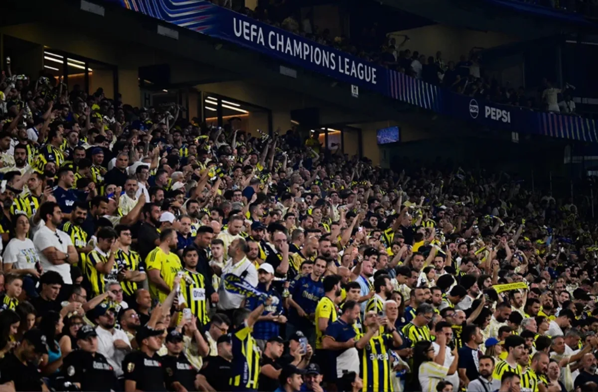Fenerbahçe'den taraftarlara önemli uyarı