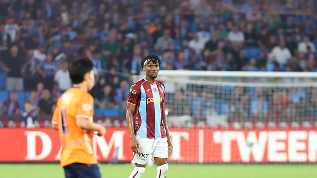 Trabzonspor'da Chibuike Nwaiwu'dan transfer sorusuna cevap!