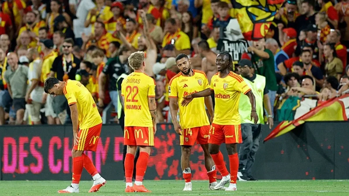 Lens Süper Kupa final maçında PSG'yi mağlup etmeyi başardı!
