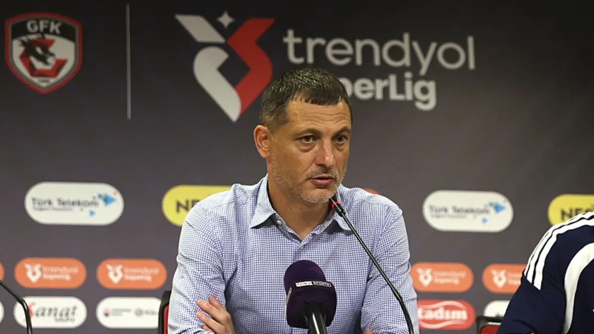 Mirel Radoi: İlk yarı çok yavaş oynadık!