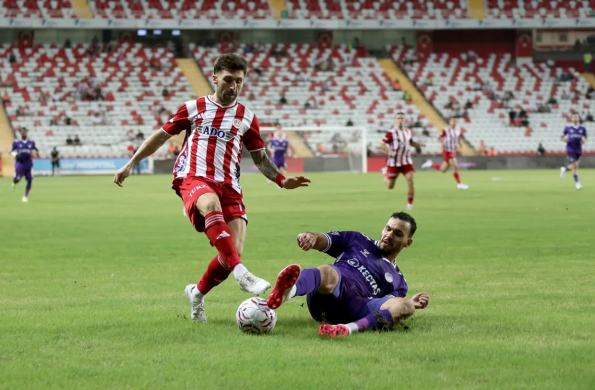 Antalyaspor hızlı başladı