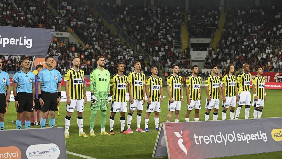 Fenerbahçe'de ayrılıklar peş peşe! Ada'ya kiralanıyor