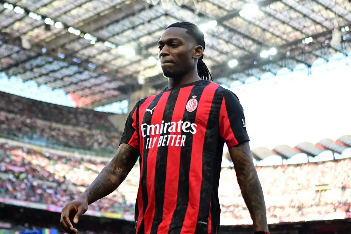 İtalyan basını duyurdu: Fenerbahçe, Leao transferinde vites yükseltti