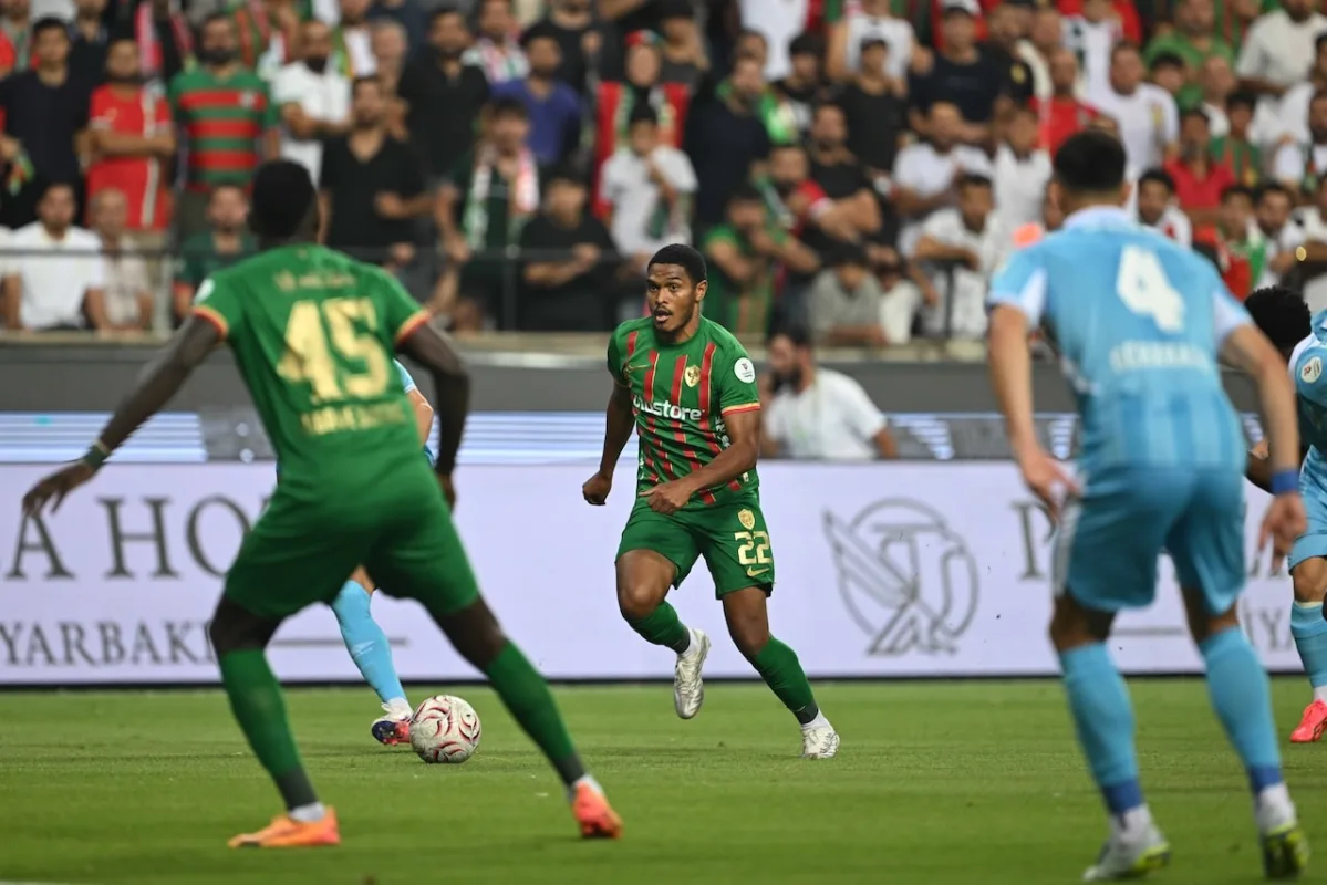 Yenilerin maçında kazanan Amedspor oldu! 3 gol iptal edildi