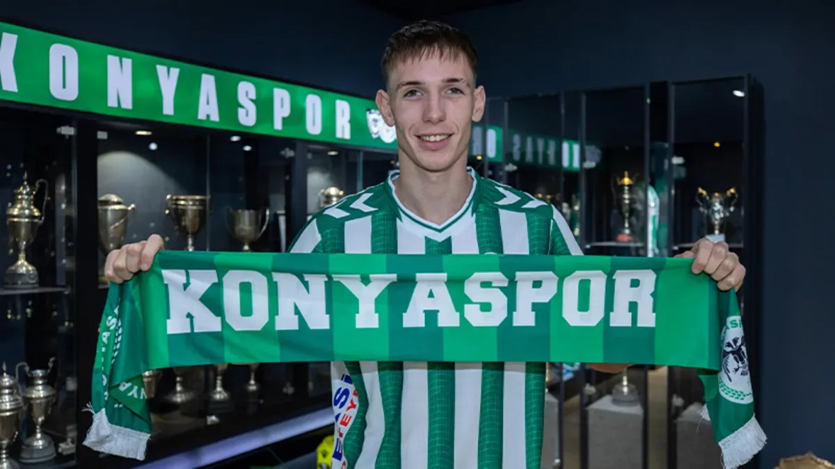 Konyaspor, Rajmund Toth'u kadrosuna kattı!