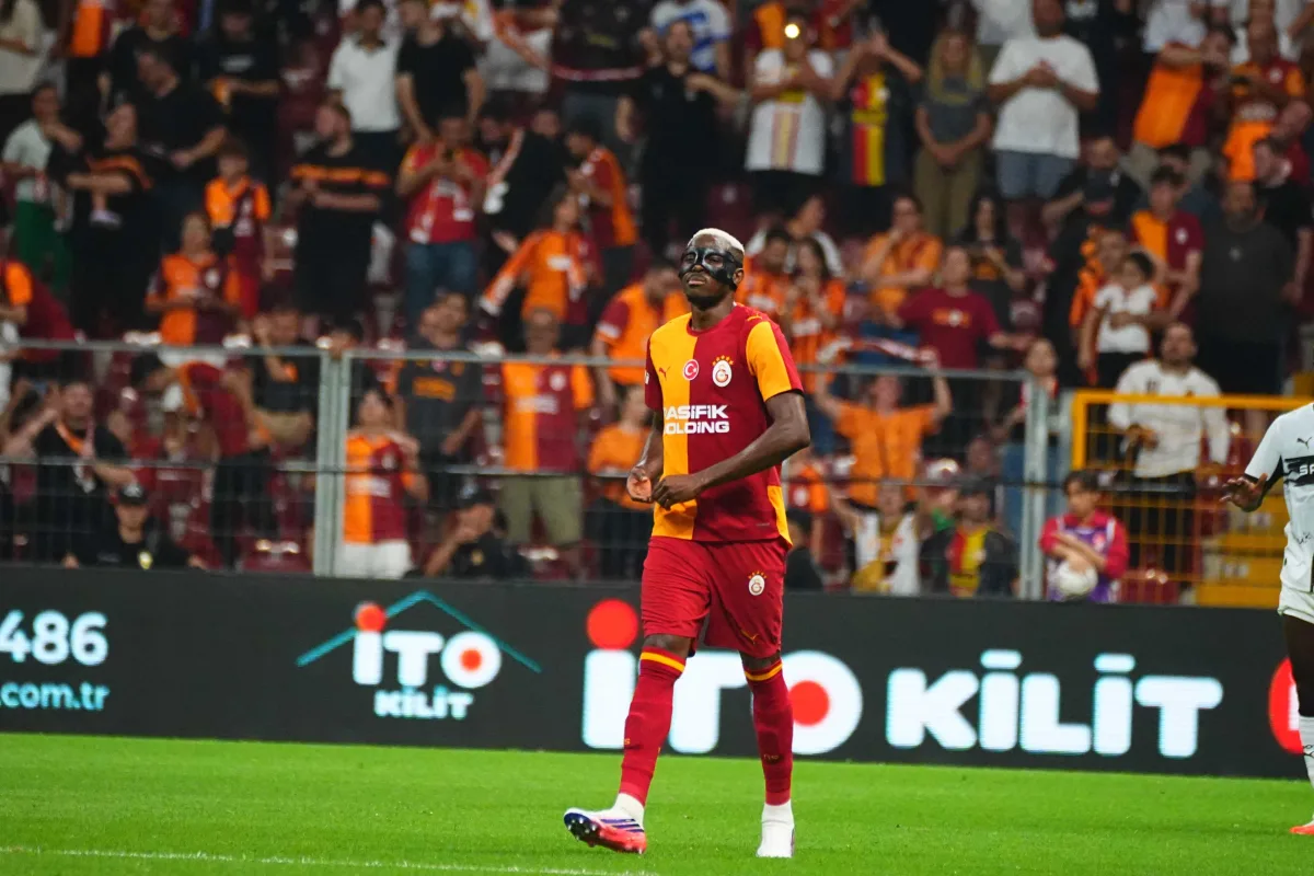 Osimhen için 'indirime hazır' mesajı geldi, İspanyol devi yanıt verdi