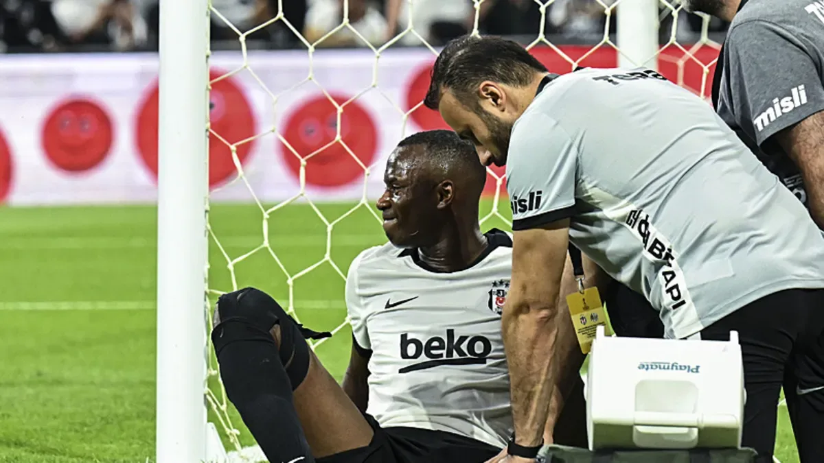 Beşiktaş'ta Tiago Djalo'dan sakatlık açıklaması!