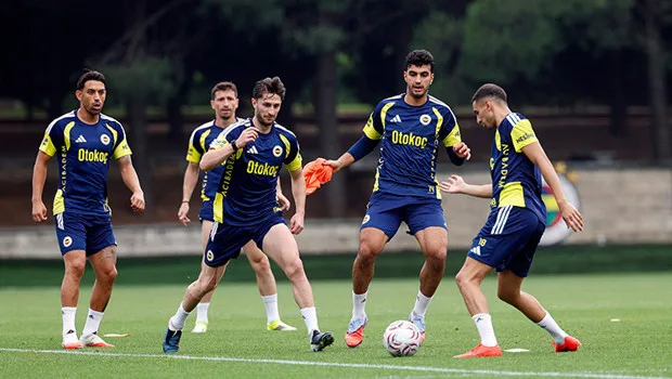 Fenerbahçe'nin Sturm Graz maçı kamp kadrosu açıklandı!