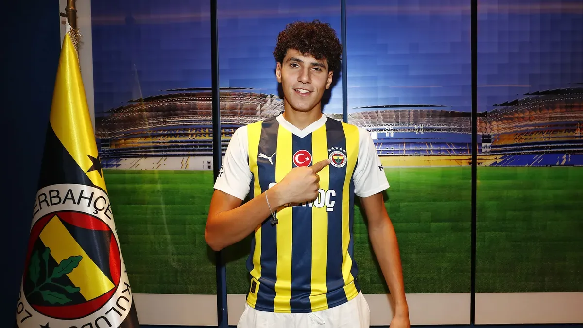 Fenerbahçe'de ayrılık gerçekleşiyor!