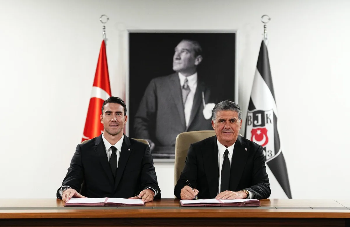 Vlahovic 3 yıllık imzayı attı! Alacağı maaş belli oldu