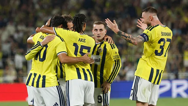Fenerbahçe'nin Sturm Graz galibiyeti Avrupa basınında: 'Fenerbahçe kalitesiyle ezdi!'