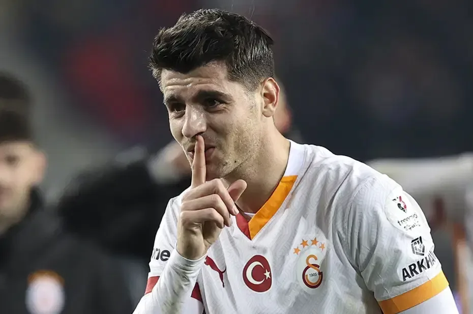 Galatasaray'ın eski golcüsü Morata tepetaklak