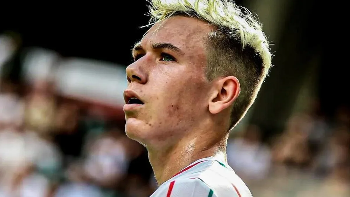 Galatasaray 10 numarasına kavuşuyor! Batrakov transfer ateşini yaktı