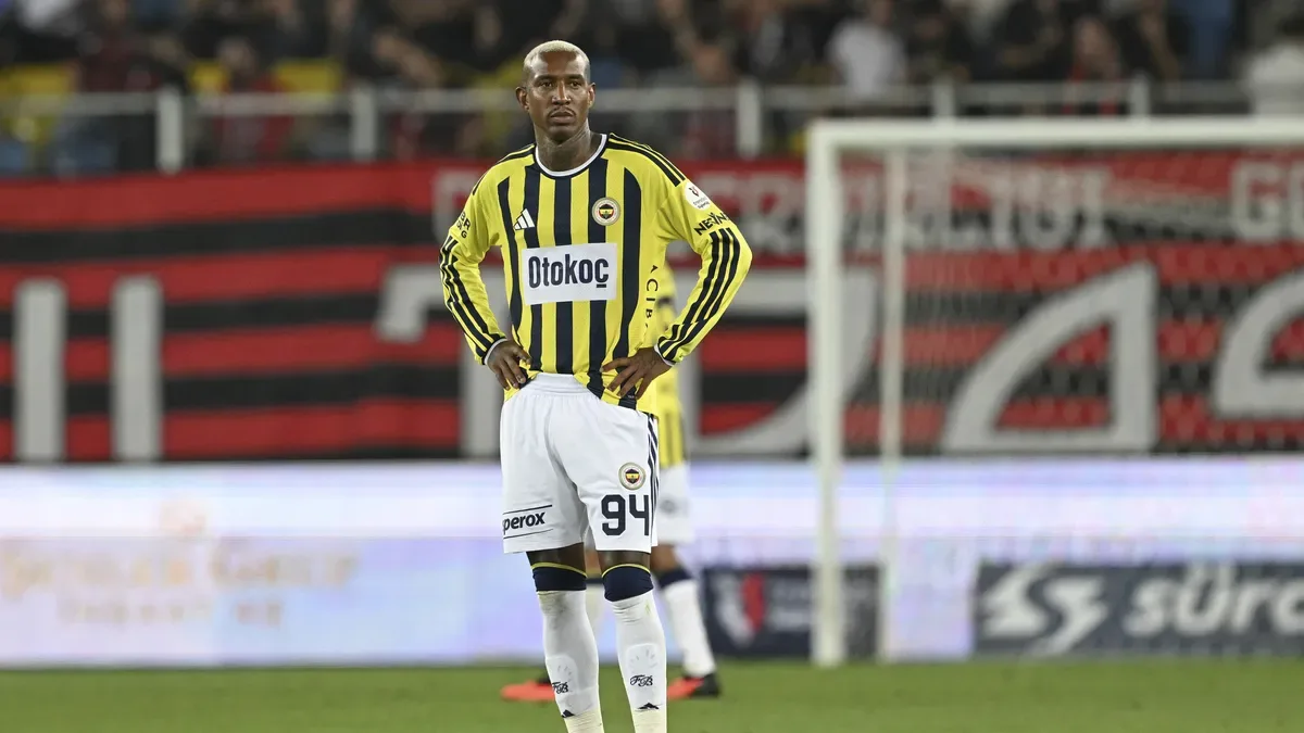 Fenerbahçe'de dev ayrılık! İşte yeni takımı