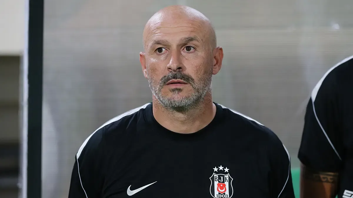 Vincenzo Italiano: "Bu takım daha çok yol kat edebilir"