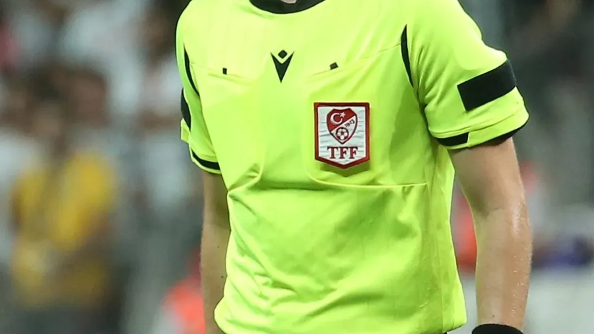 Kasımpaşa-Trabzonspor maçının VAR hakemi açıklandı.