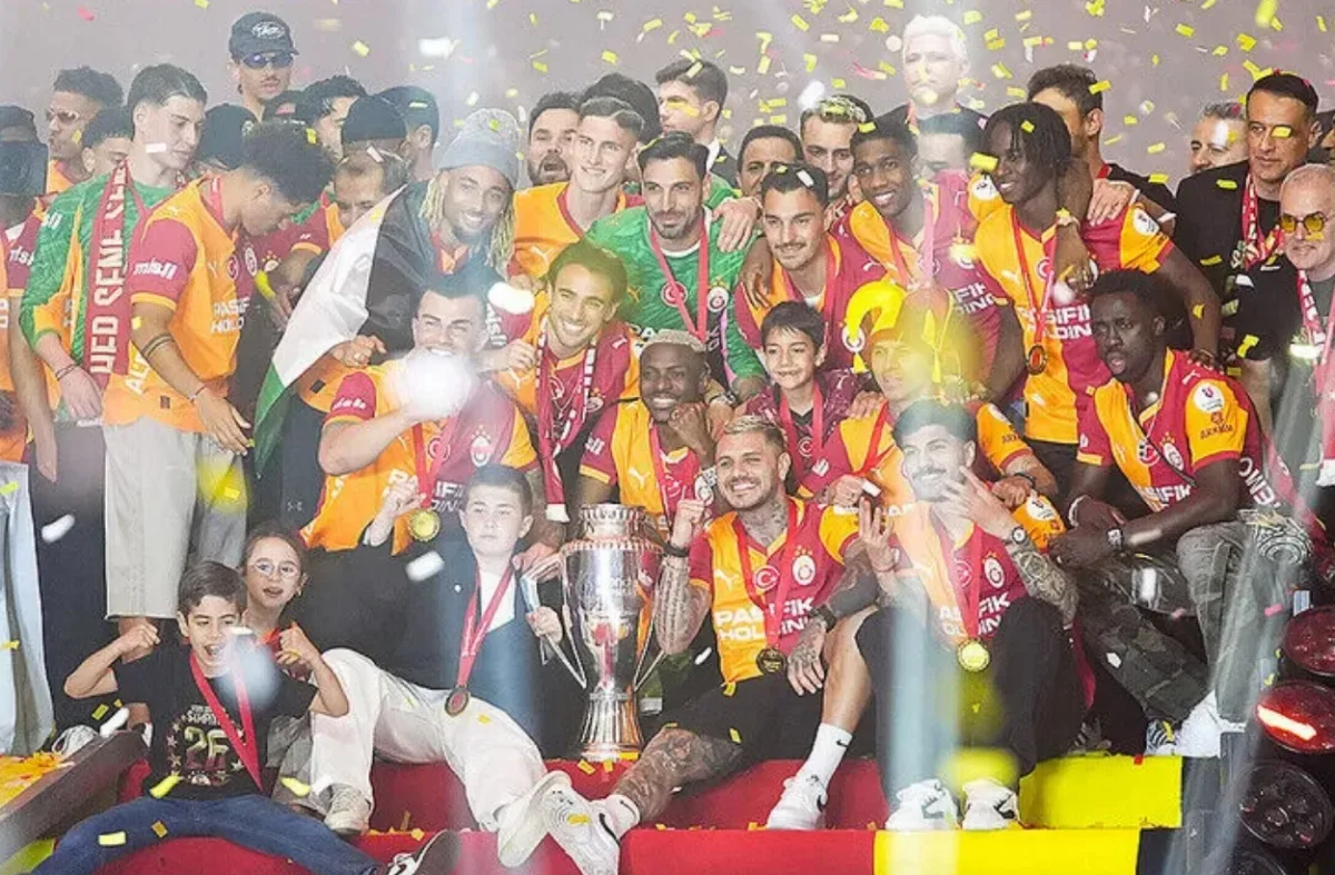 Süper Lig tarihinin 'en'leri! Galatasaray şampiyon Fenerbahçe ikinci