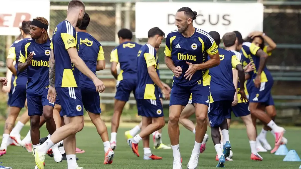 Fenerbahçe'de Sturm Graz maçı hazırlıkları devam ediyor