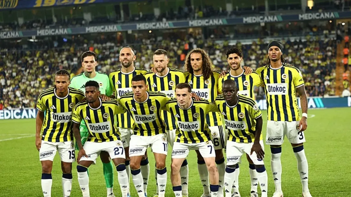 Fenerbahçe'de İsmail Kartal Lyon maçı için ilk 11 planını belirledi!
