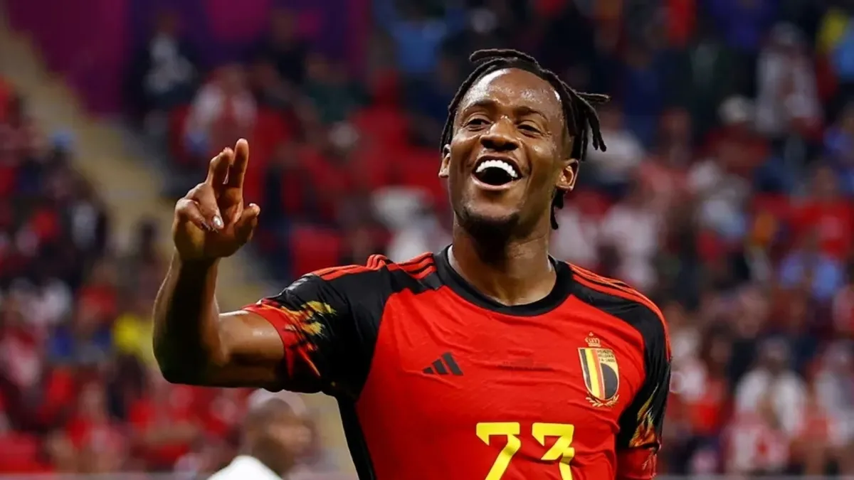 Michy Batshuayi Abha'ya transfer oldu!