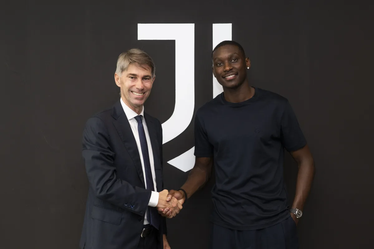 Juventus'tan üst üste imzalar geldi
