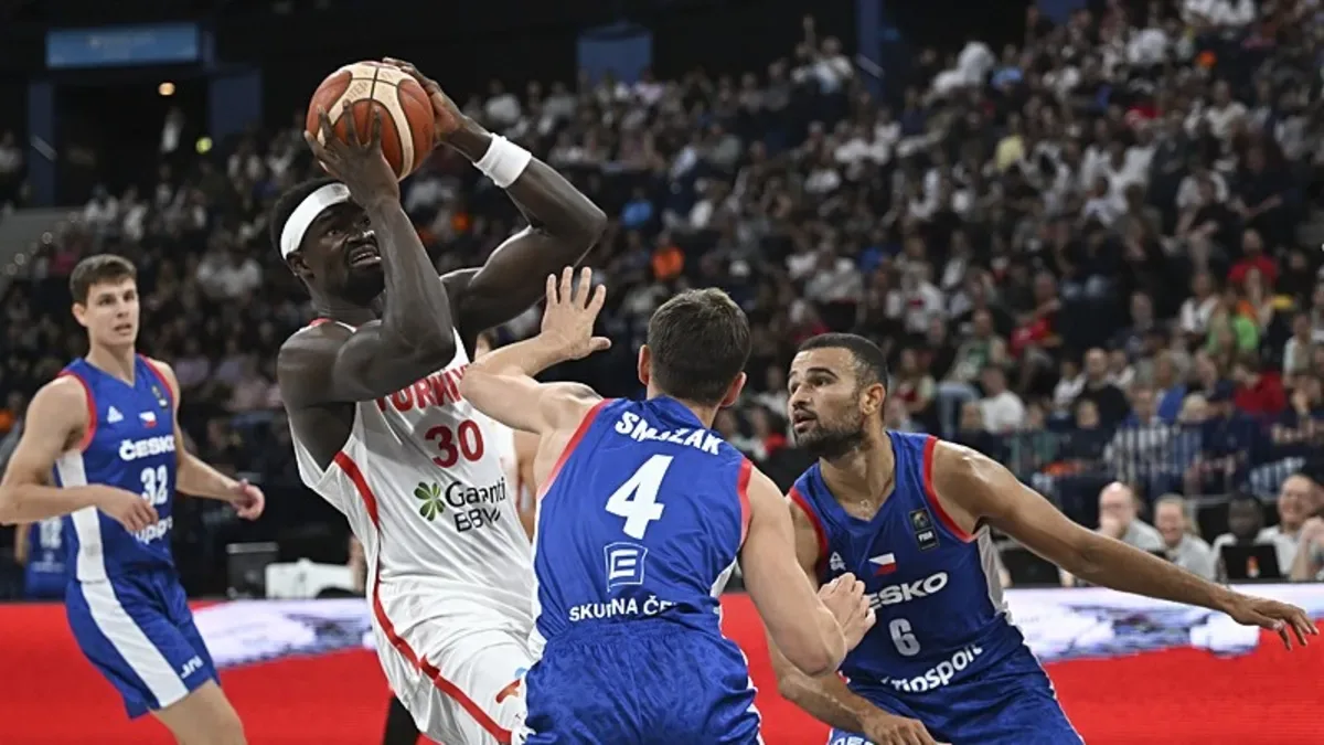 12 Dev Adam Çekya karşısında galip! Hazırlık turnuvasını 3'üncü tamamladık