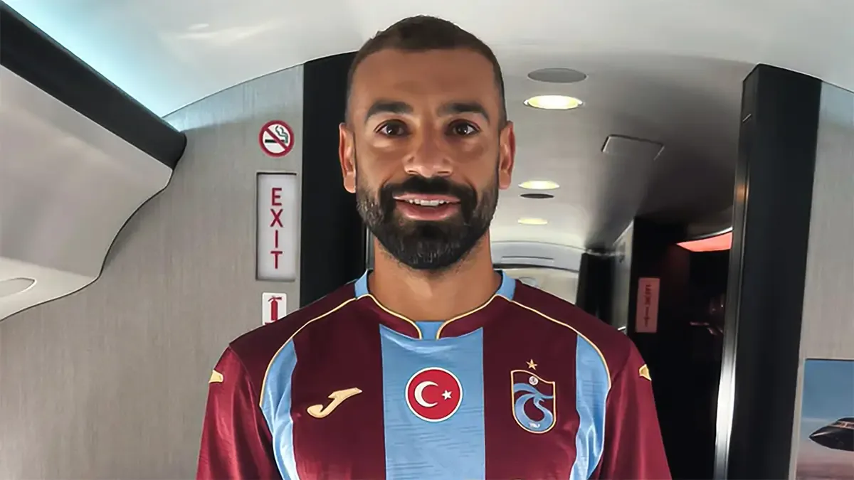 FLAŞ! Salah, Trabzonspor formasını giydi, taraftarlara ilk mesajı verdi