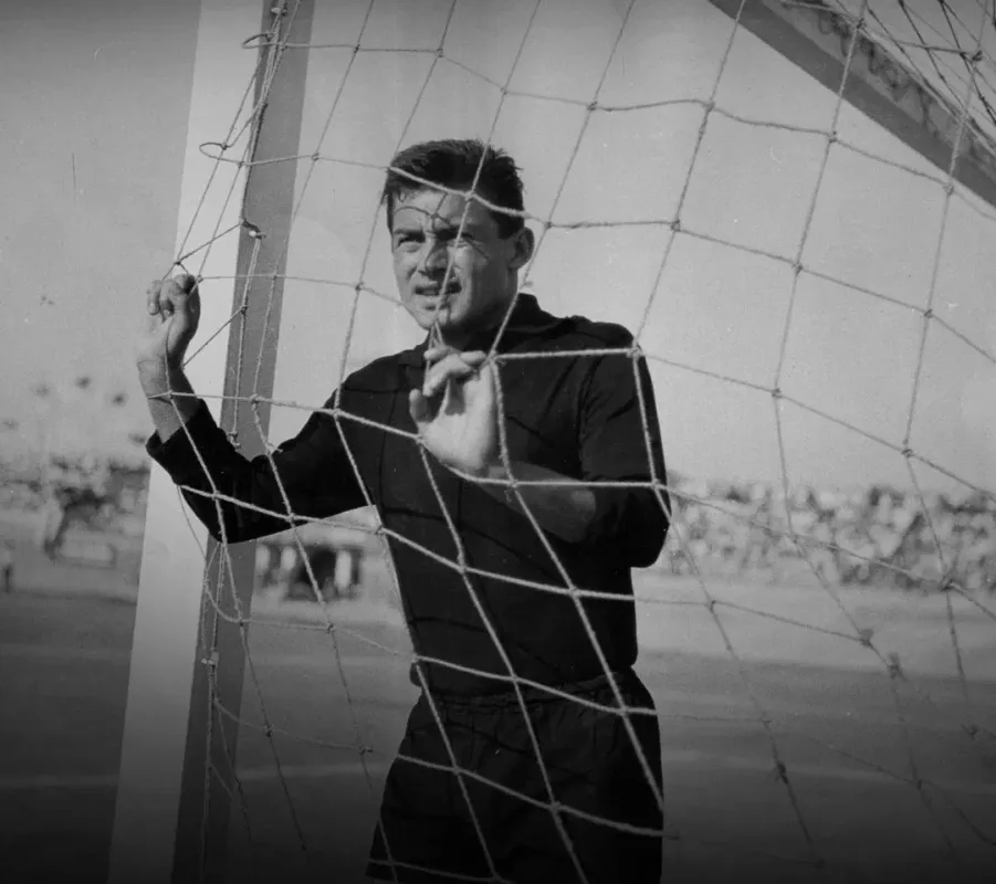 Fenerbahçe'nin eski kalecisi Ali Şükrü Ersoy vefat etti