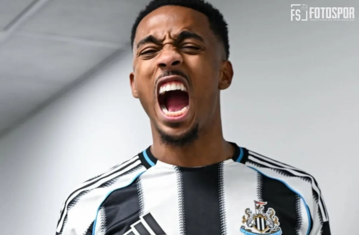Joe Willock sevgilisini bile kendisi seçemiyor! Beşiktaş'ı nasıl seçecek?