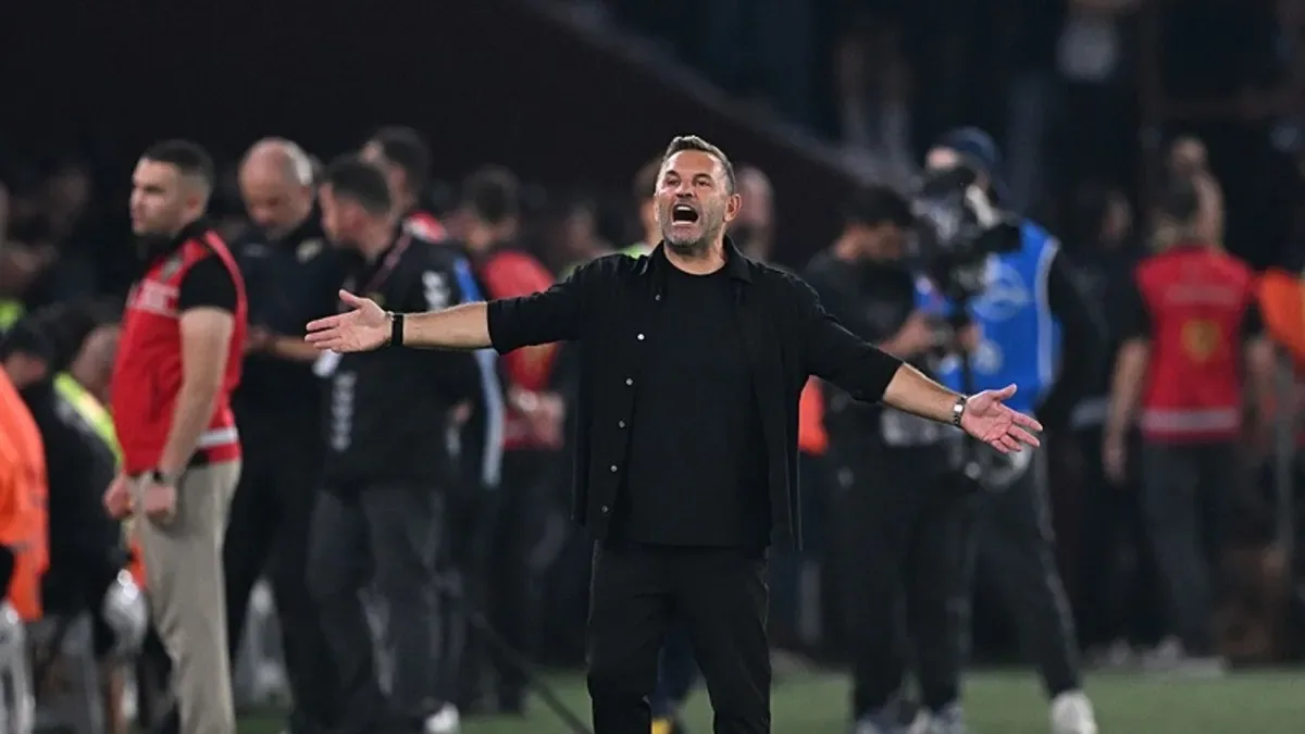 Okan Buruk'tan Trabzonspor maçı sonrası dev neşter! Yıldız ismi kulübeye çekiyor