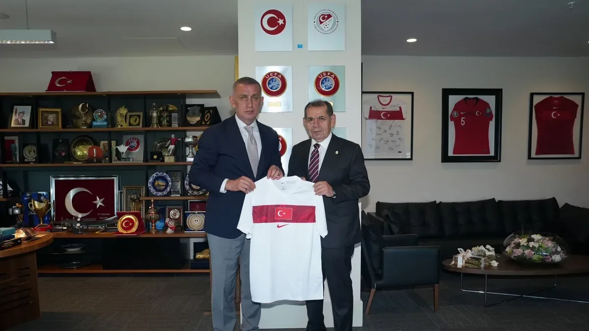 Dursun Özbek'ten, TFF Başkanı Hacıosmanoğlu'na ziyaret!