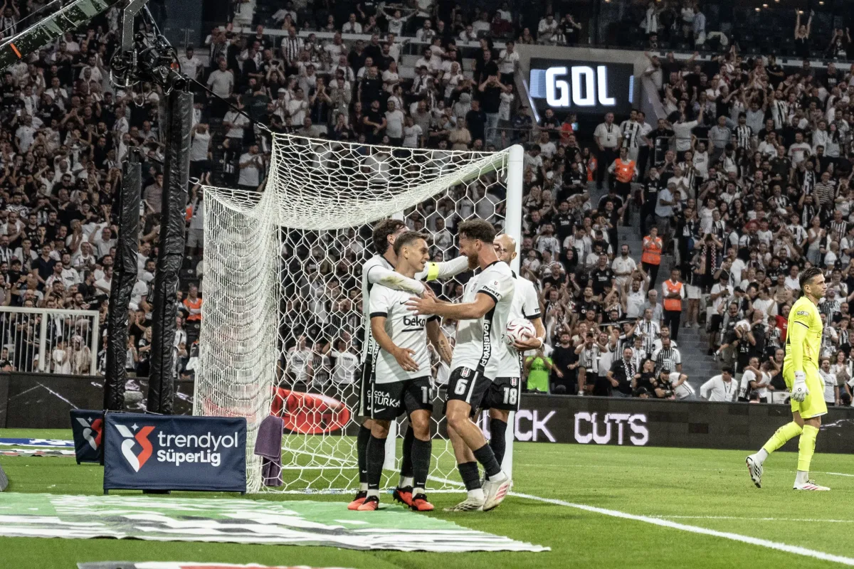 Leandro Trossard'dan galibiyet vurgusu: "İki kat daha önemliydi"
