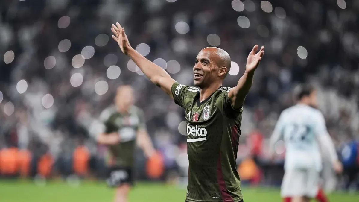 Beşiktaş'ta bir ayrılık daha! Yunan basını duyurdu