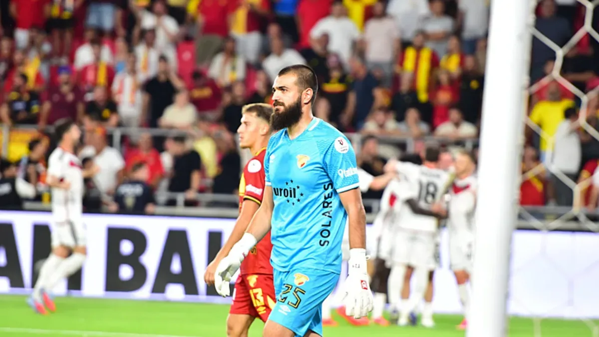 Göztepe'de Luka Gugeshashvili'den taraftara tepki! 'Hayat uzun, dünya küçük'