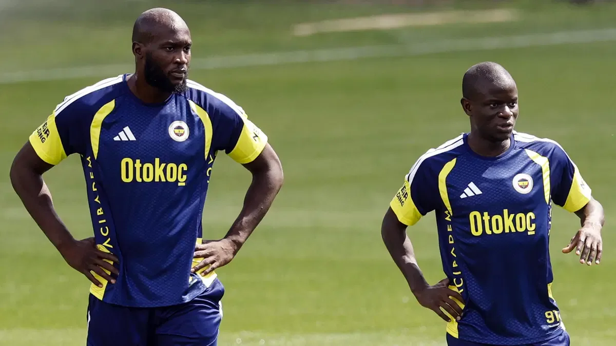 Şampiyonlar Ligi'nde perde açılıyor: Fenerbahçe, Roma mesaisini sürdürdü