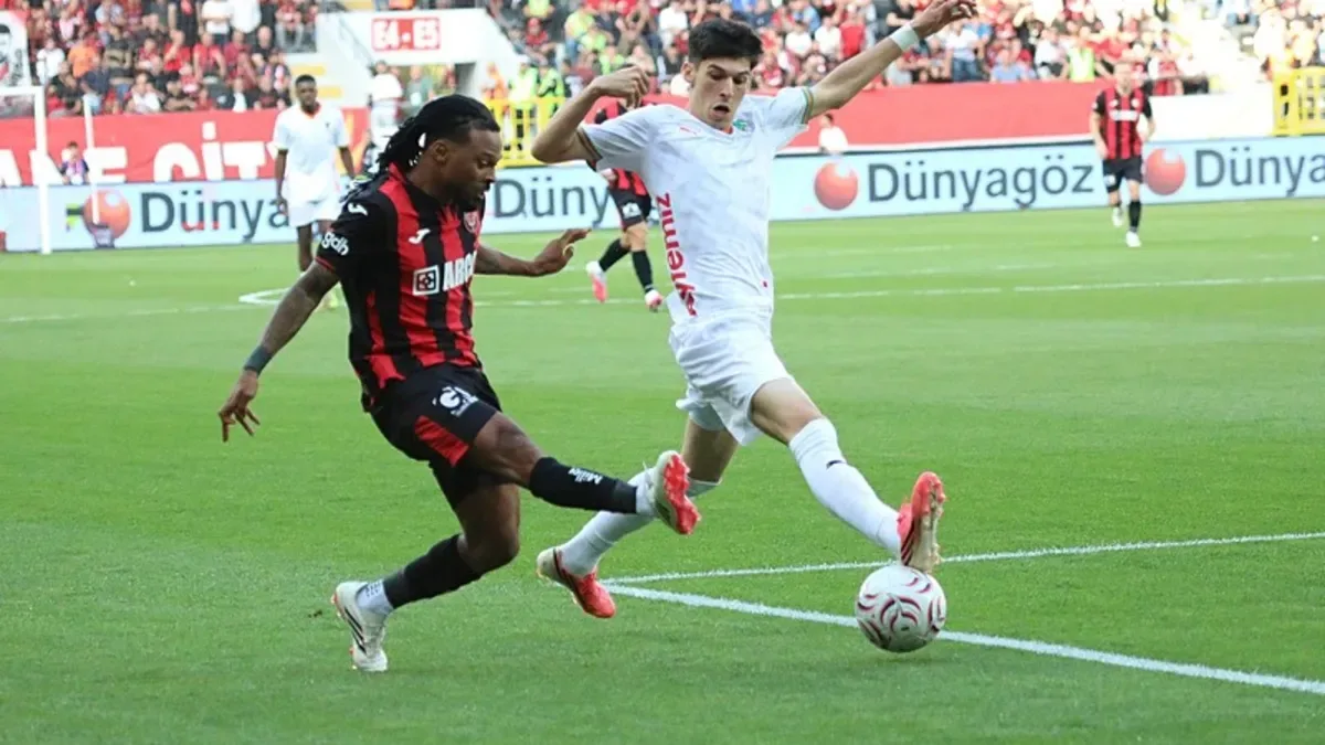 Corendon Alanyaspor deplasmanda Çorum FK'yı devirdi! İşte maçın özeti