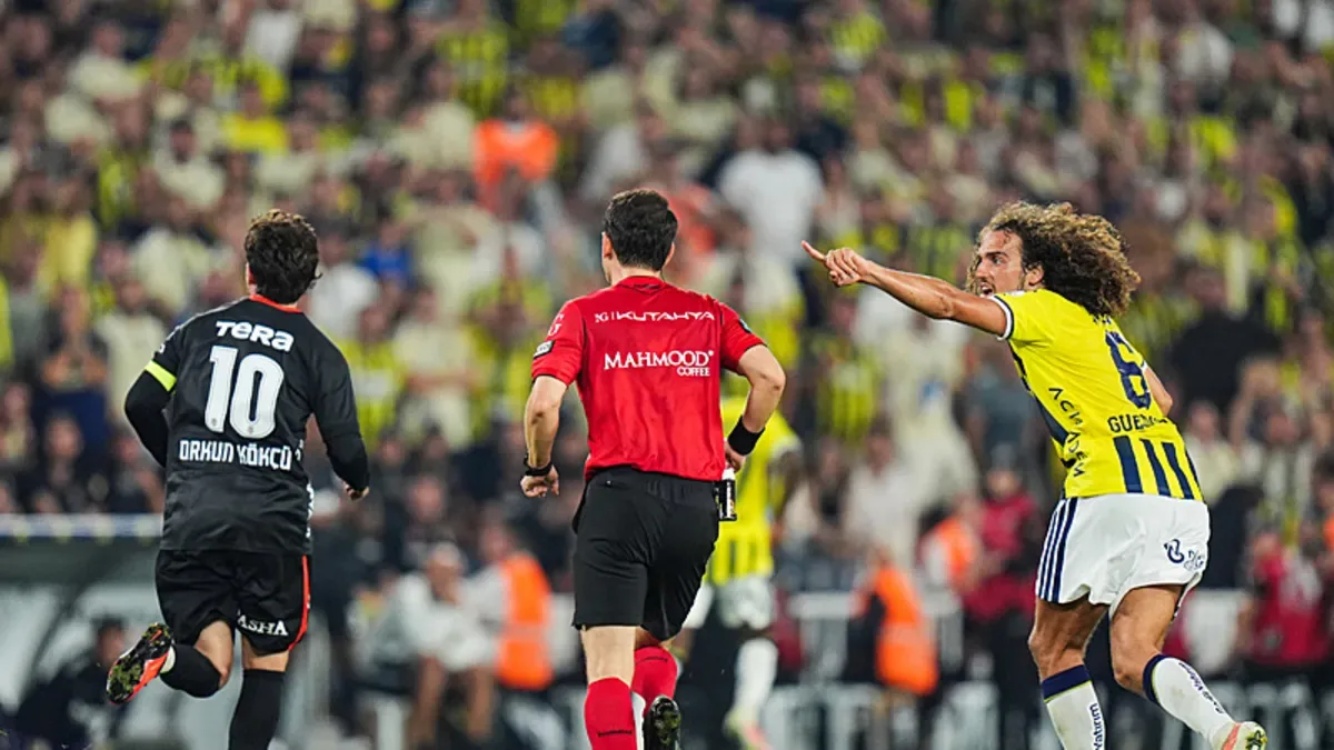 Ahmet Çakar Fenerbahçe-Beşiktaş derbisini yorumladı! Penaltı ve kırmızı kart...
