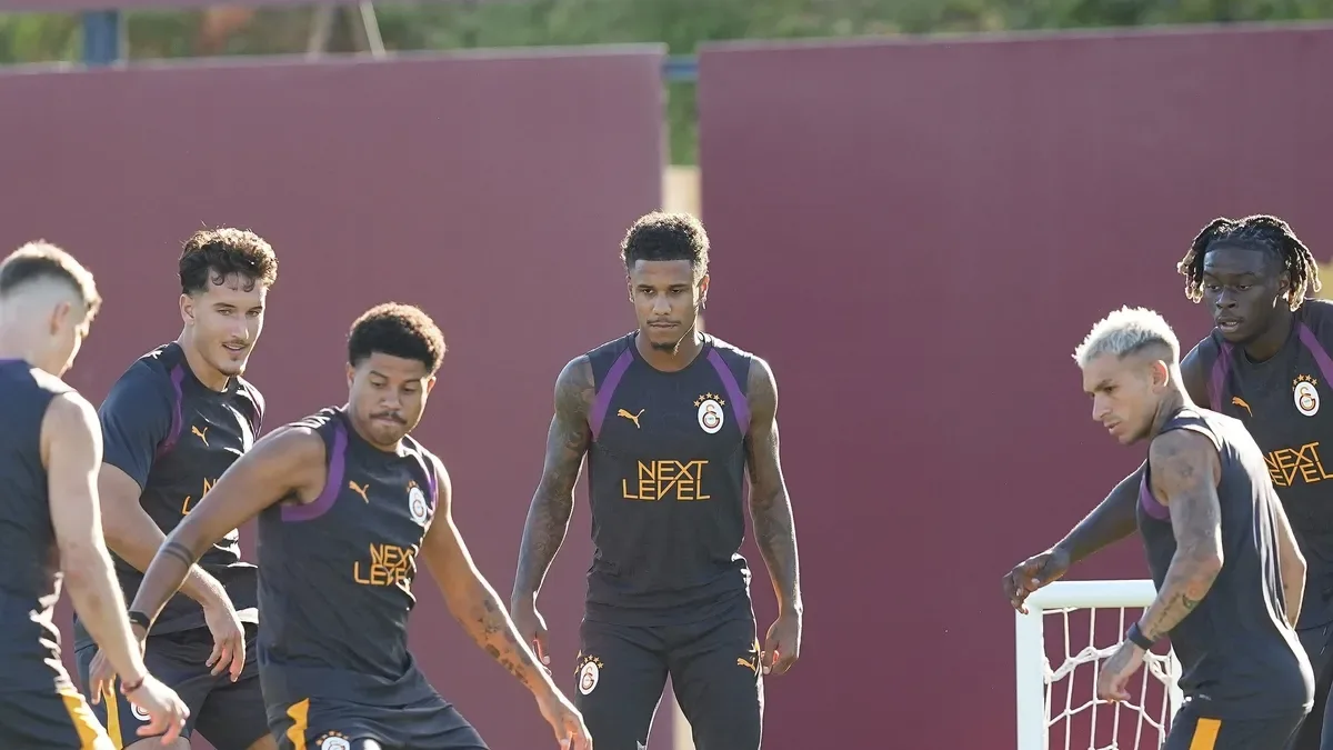 Galatasaray'da Sporting maçının hazırlıkları sürdü