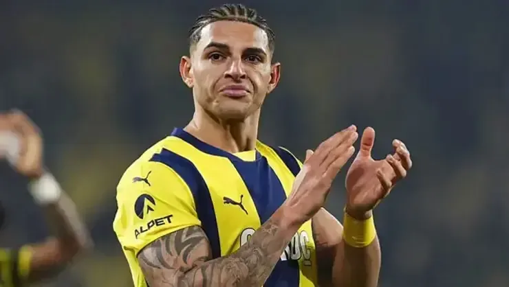 Fenerbahçe'de ayrılık resmen duyuruldu! Yıldız isim İtalya'ya gitti