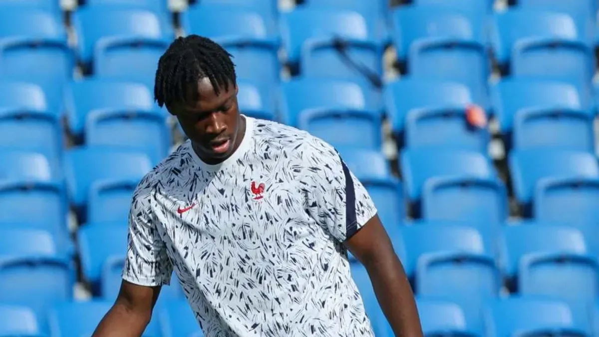 Galatasaray'ın yeni transferi Bitshiabu İstanbul'a gelecek!