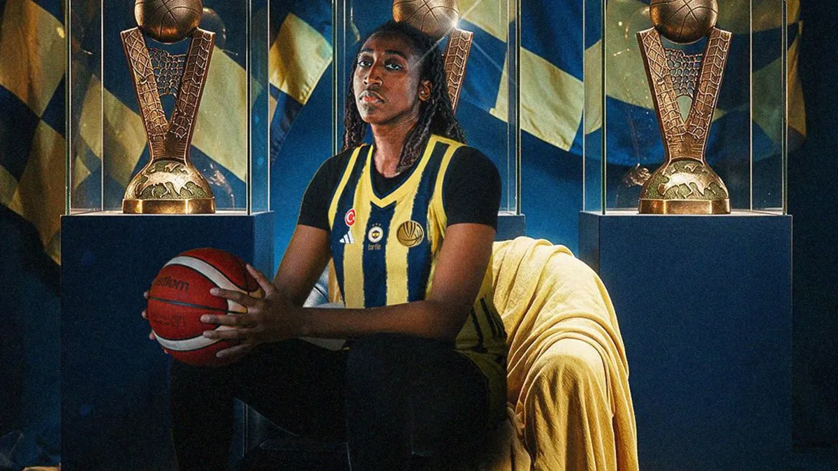 Fenerbahçe Kadın Basketbol, Kuanitra Holingsvorth'u renklerine bağladı