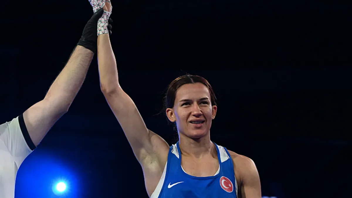Avrupa şampiyonu Hatice Akbaş madalyasına kavuştu!