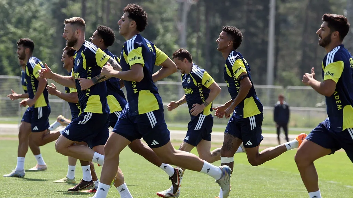 Fenerbahçe'nin rekor transferiydi: Tek başına ülkeden ayrıldı