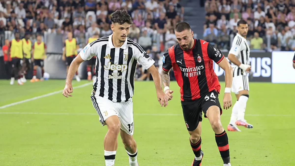 Juventus 90+2'de 1 puana uzandı!