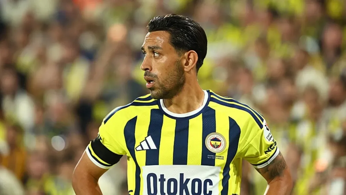 Fenerbahçeli taraftarlardan İrfan Can Kahveci'ye tepki!