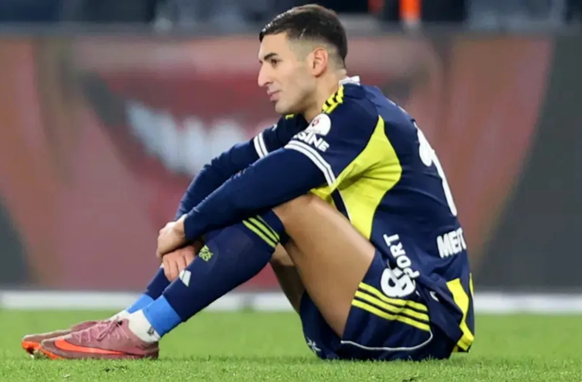Mert Müldür Fenerbahçe'den bedava ayrılacak gibi duruyor