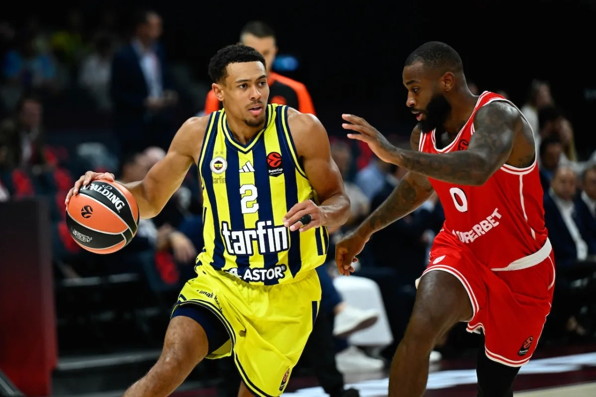 Fenerbahçe EuroLeague Süper Kupa'da Olympiakos'a kaybetti! Sarı-lacivertliler üçüncülük maçına çıkacak